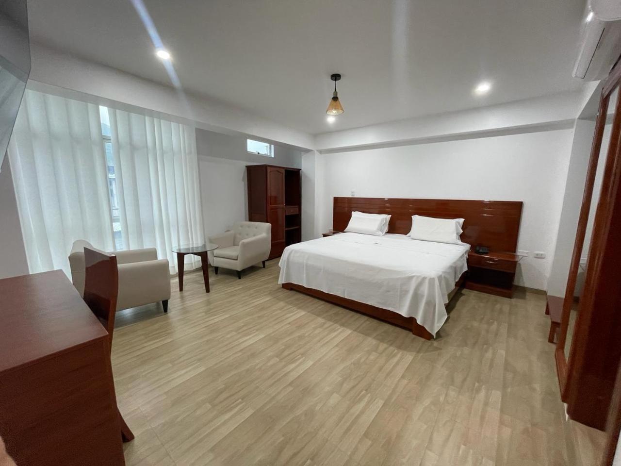 Hotel Americano Jaen Exterior photo